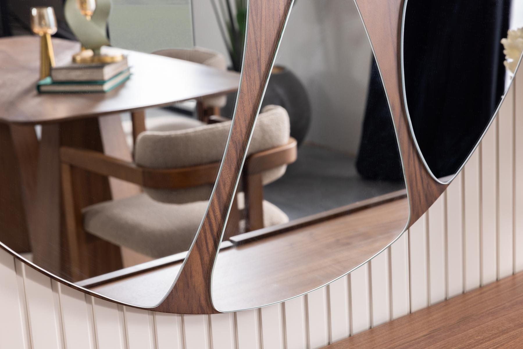 Огледало за бюфет «Carisma Walnut» с размер 104х104х2см